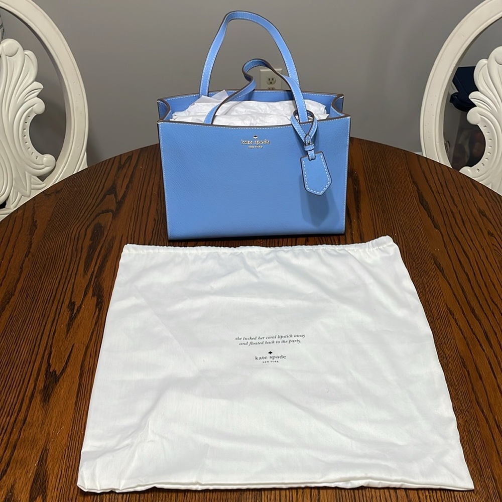 Kate Spade; Thompson Street Large Sam - Picture 3 of 14
